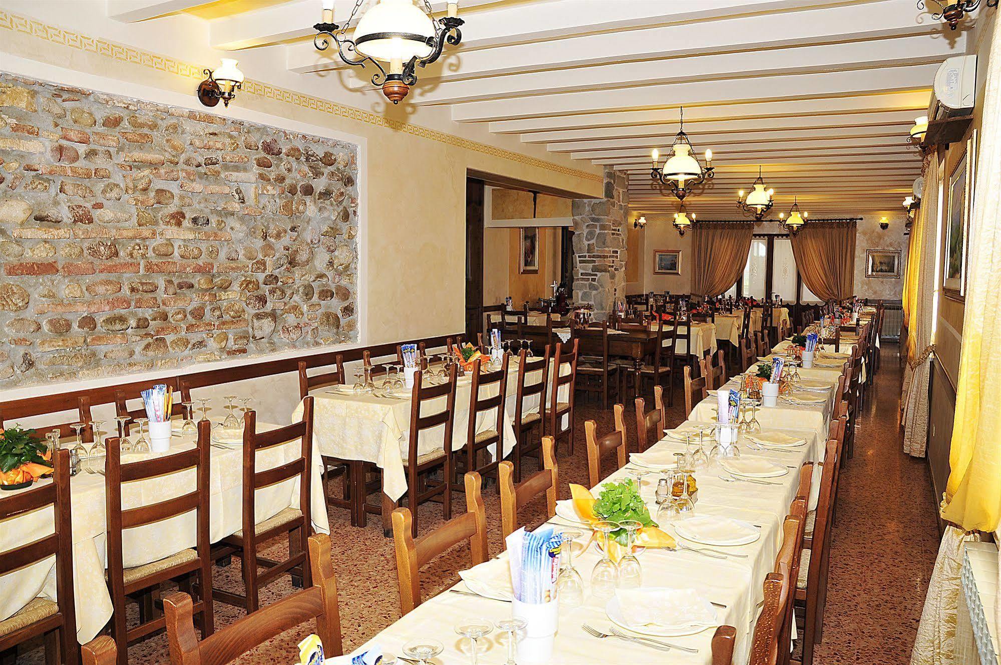 Locanda Al Pigno โซนา ภายนอก รูปภาพ